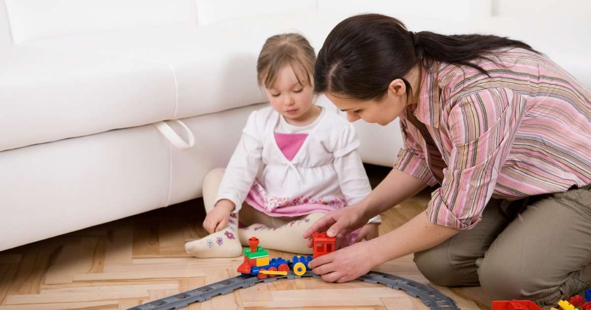 parent-child-interaction-autism-play-behavior